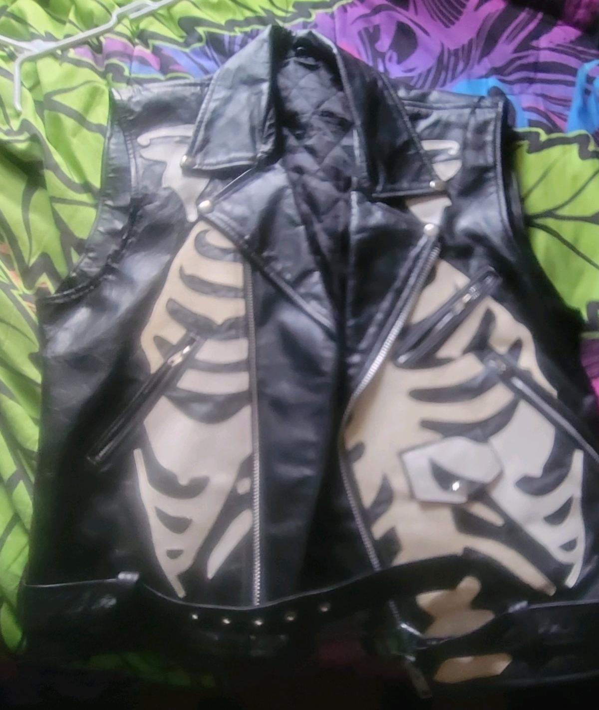 LOCAL PICKUP ONLY Sz L all leather skeleton motorcycle vest - Greeley, Colorado - FleaMarketBay