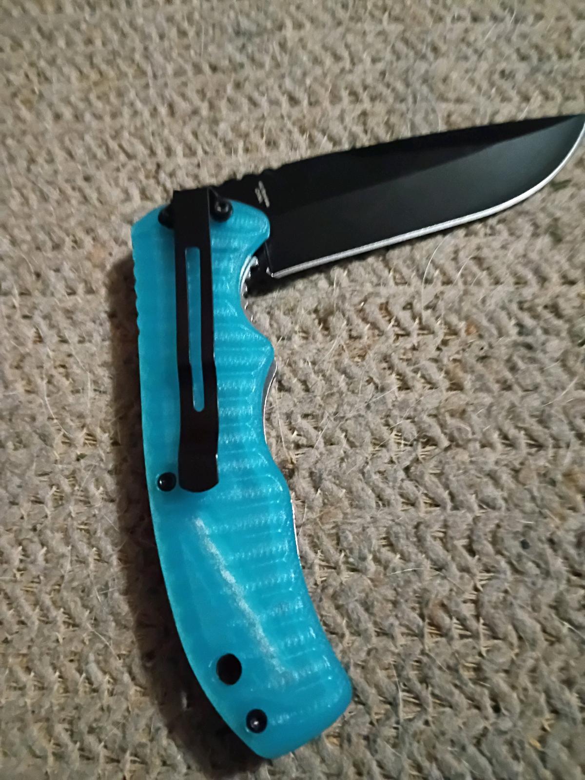 Brand new pocket knife never used still in box - Galveston, Texas - FleaMarketBay