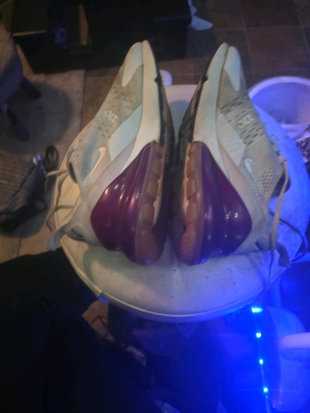 Nike Womens Air Max 270 - Wilmer, Alabama - FleaMarketBay
