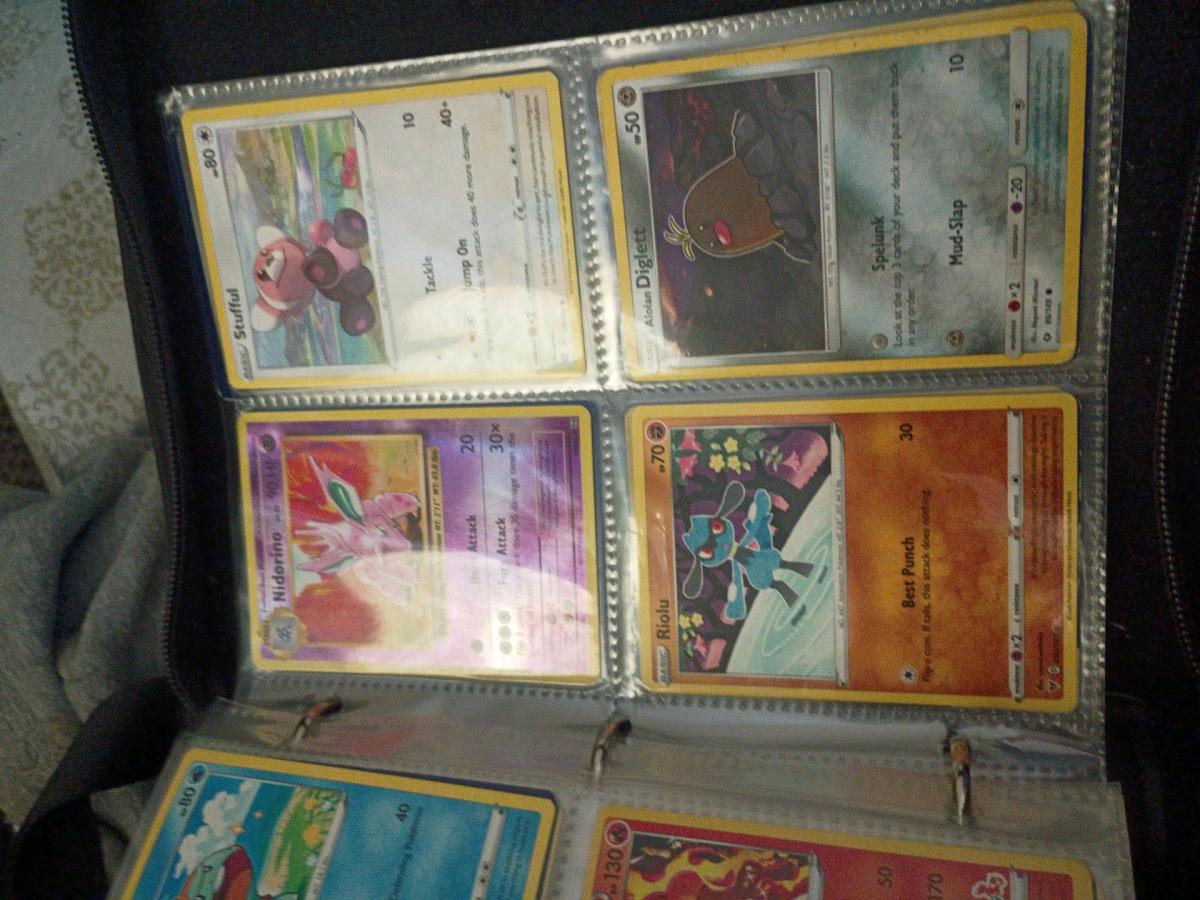 Messge me too negotiate price and see the better cards - Fairborn, Ohio - FleaMarketBay
