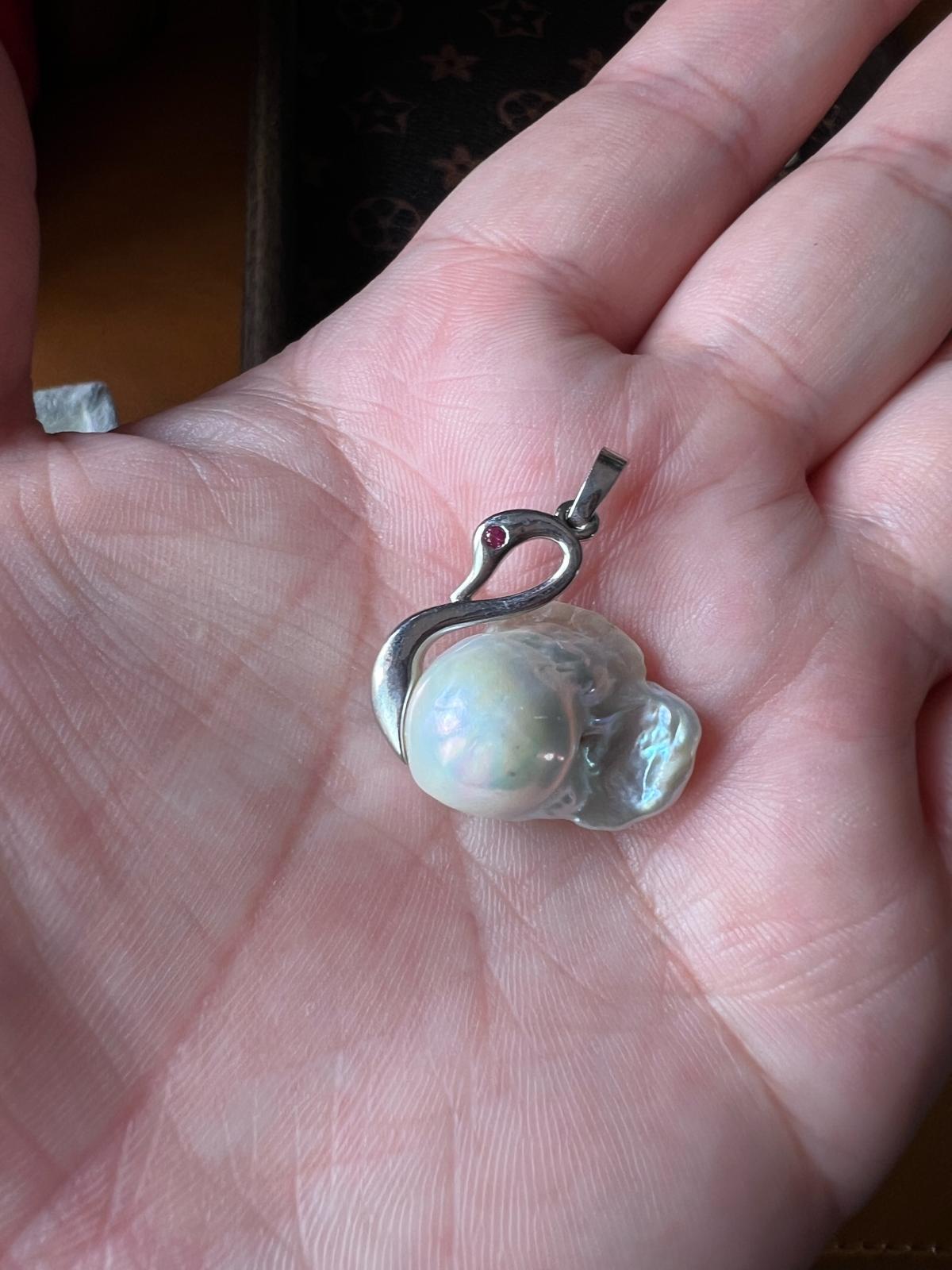 925 Silver Natural Baroque Pearl Swan Pendant - Philadelphia, Pennsylvania - FleaMarketBay