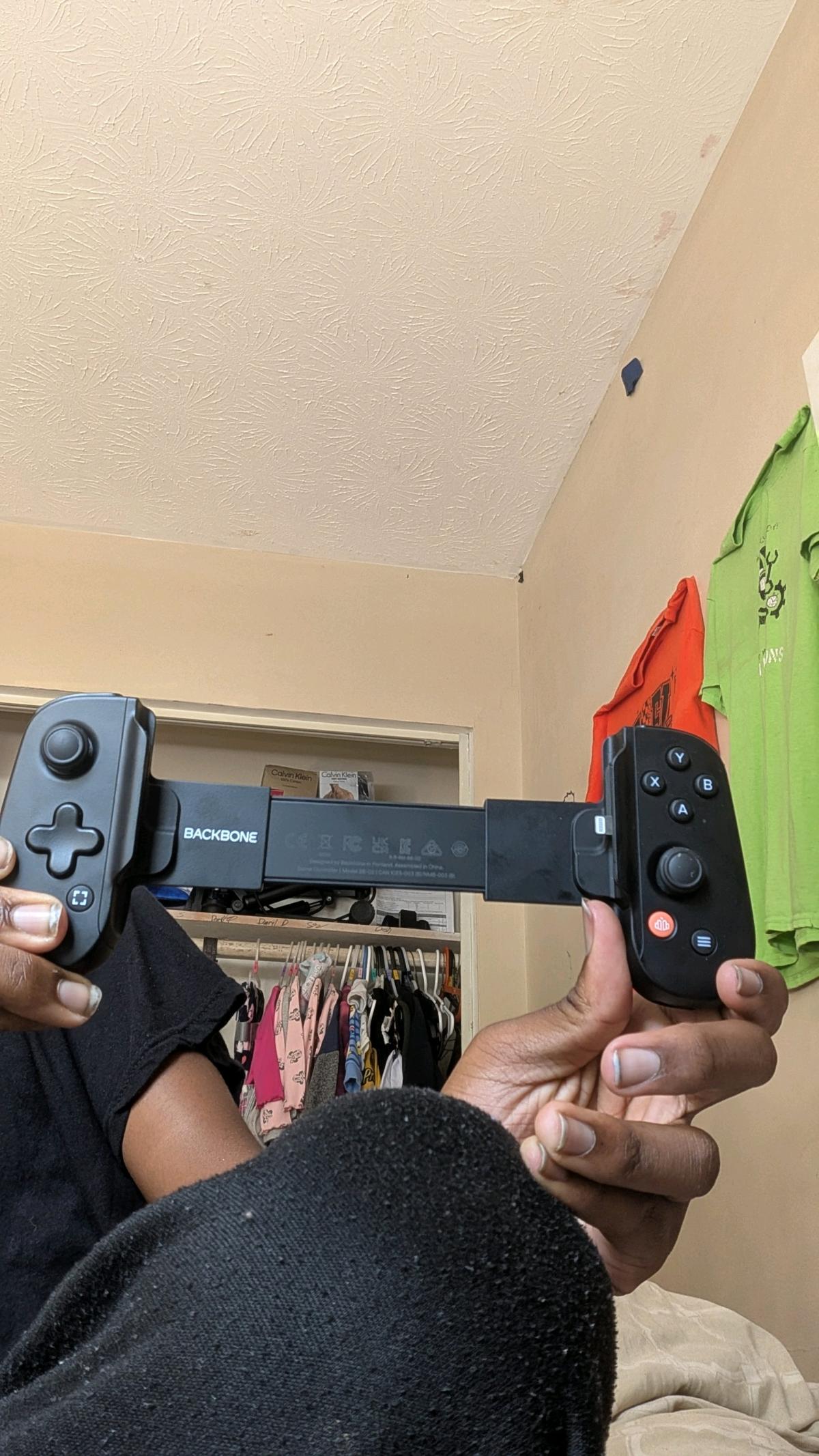 Backbone One Mobile Gaming Controller for iPhone users - Atlanta, Georgia - FleaMarketBay