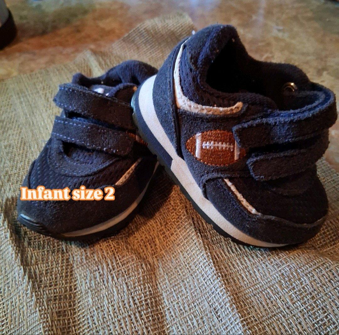 baby size 2 boy shoes - Chattanooga, Tennessee - FleaMarketBay