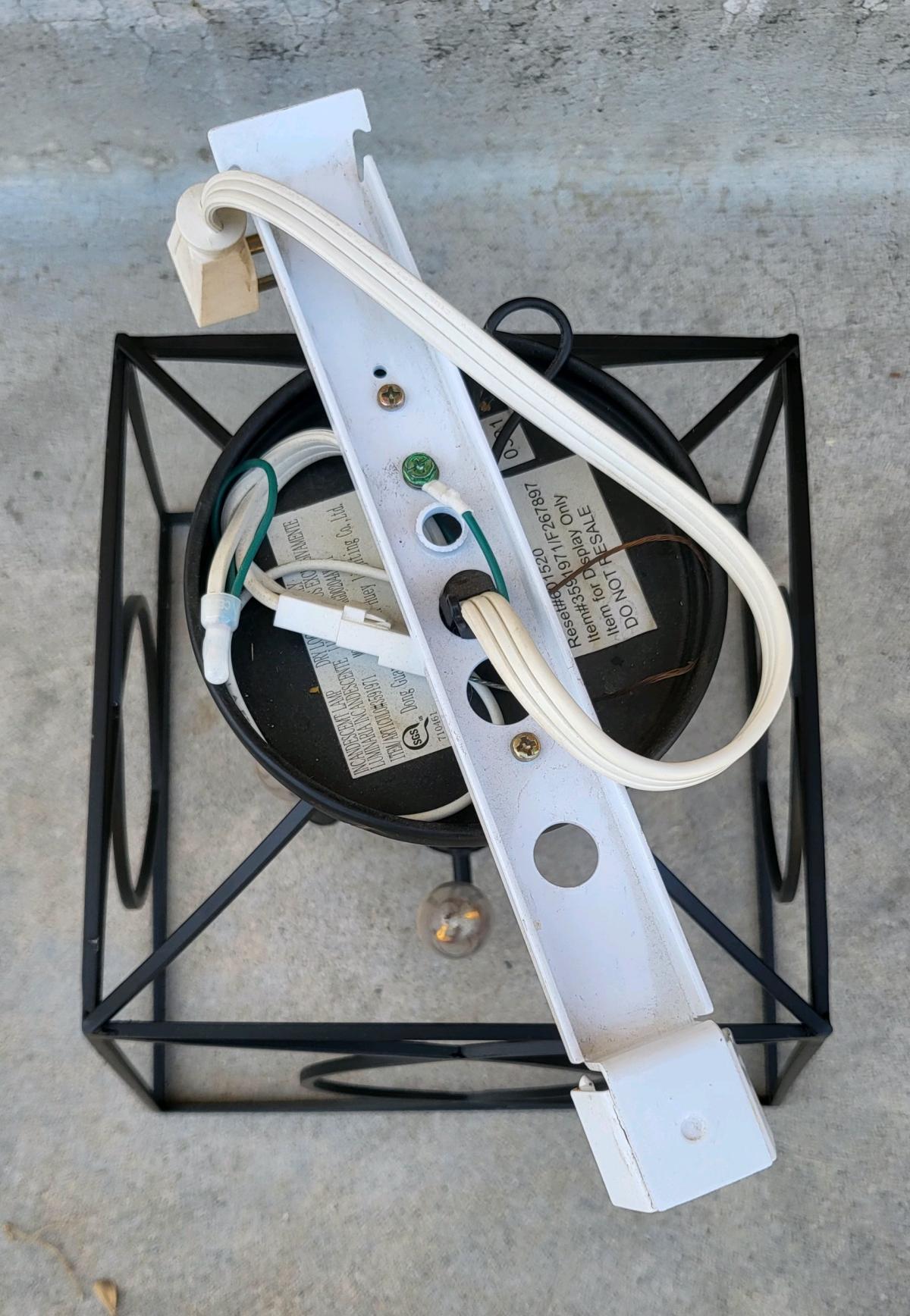 Chandler ceiling light fixture - Fresno, California - FleaMarketBay