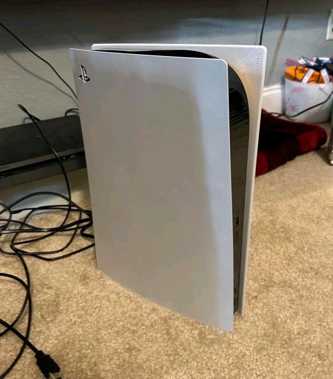 Sony PlayStation 5 PS5 Slim Disc Edition 1TB - Alicia, Arkansas - FleaMarketBay