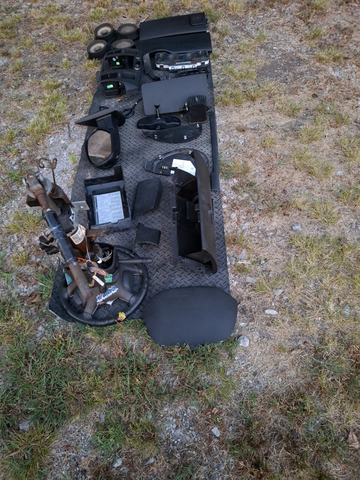 2010 chevy silverado parts - Tulsa, Oklahoma - FleaMarketBay