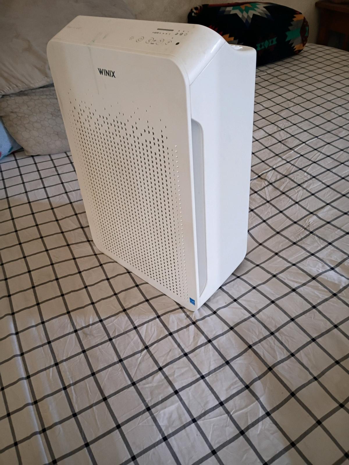 slightly used air filter - Albuquerque, New Mexico - FleaMarketBay