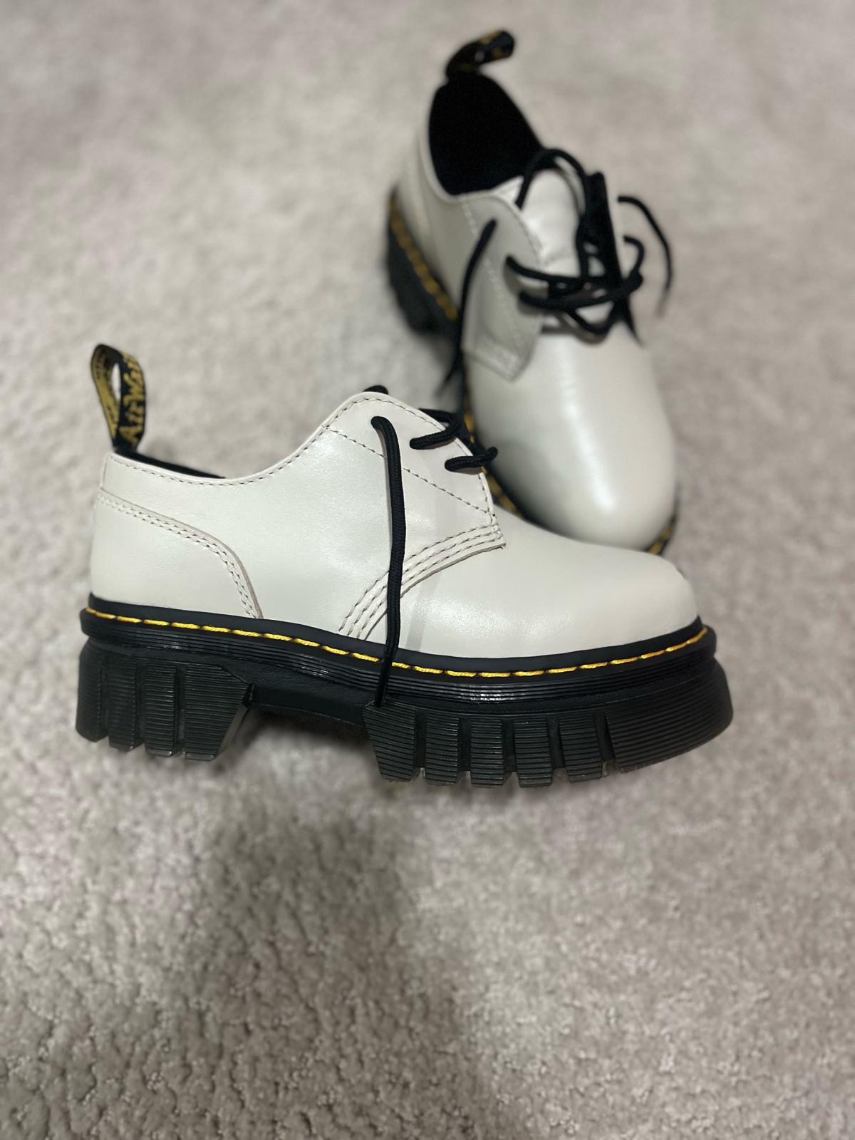 Kick rocks ft Dr Martens size 6 in women - Rochester, New York - FleaMarketBay