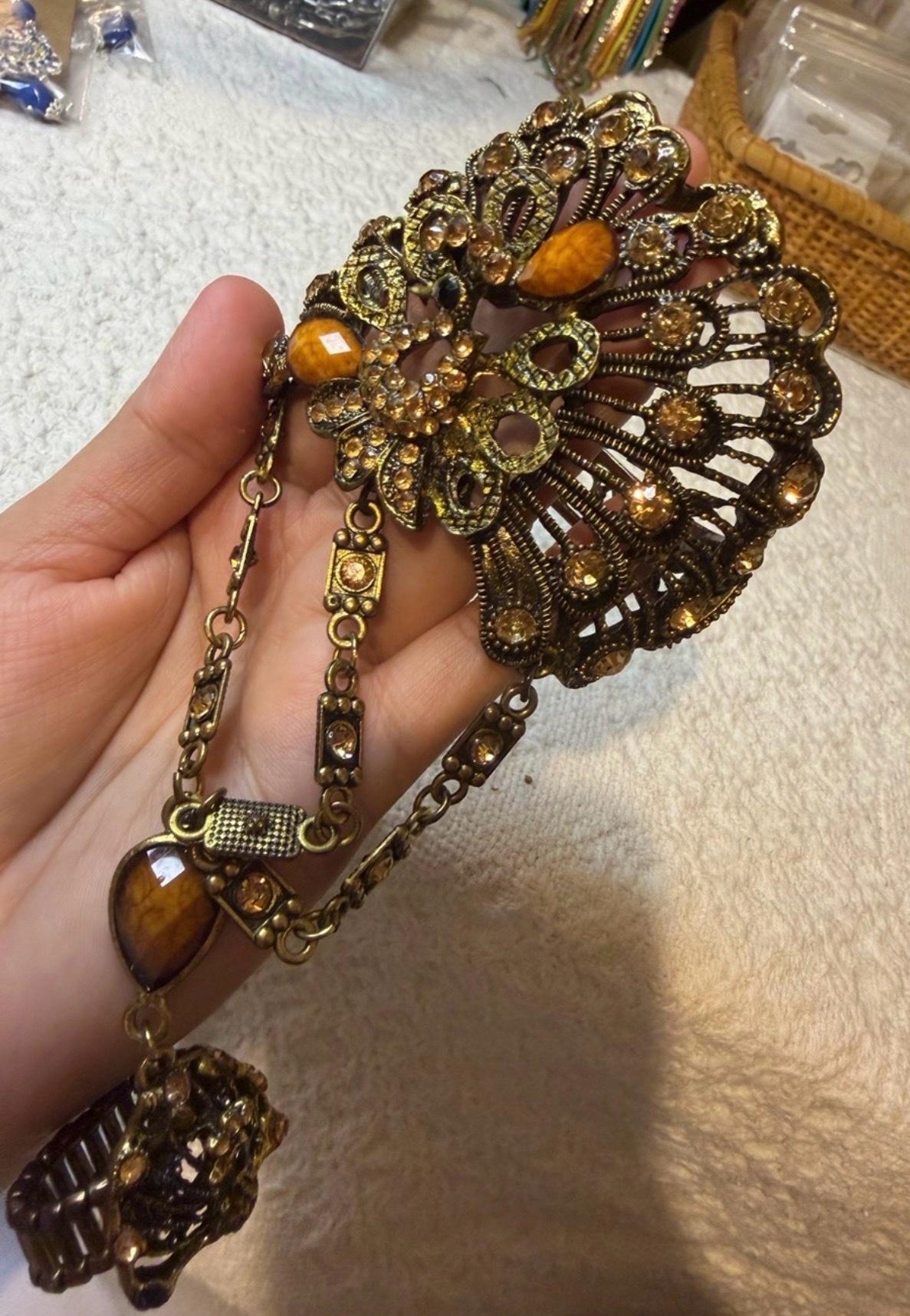 vintage victorian jewerly style - Canton, Georgia - FleaMarketBay