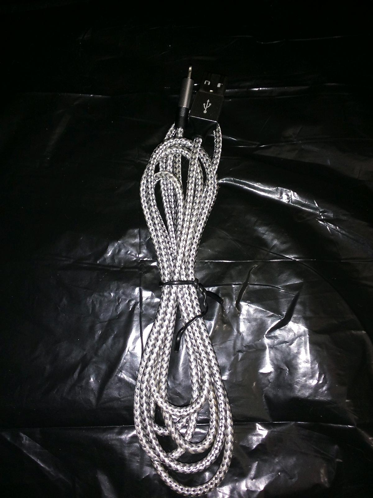 NEW USBA to Lightning Cables - Columbus, Ohio - FleaMarketBay