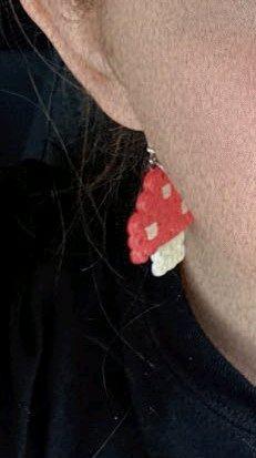 i make jewelry if you want anything - Tulsa, Oklahoma - FleaMarketBay