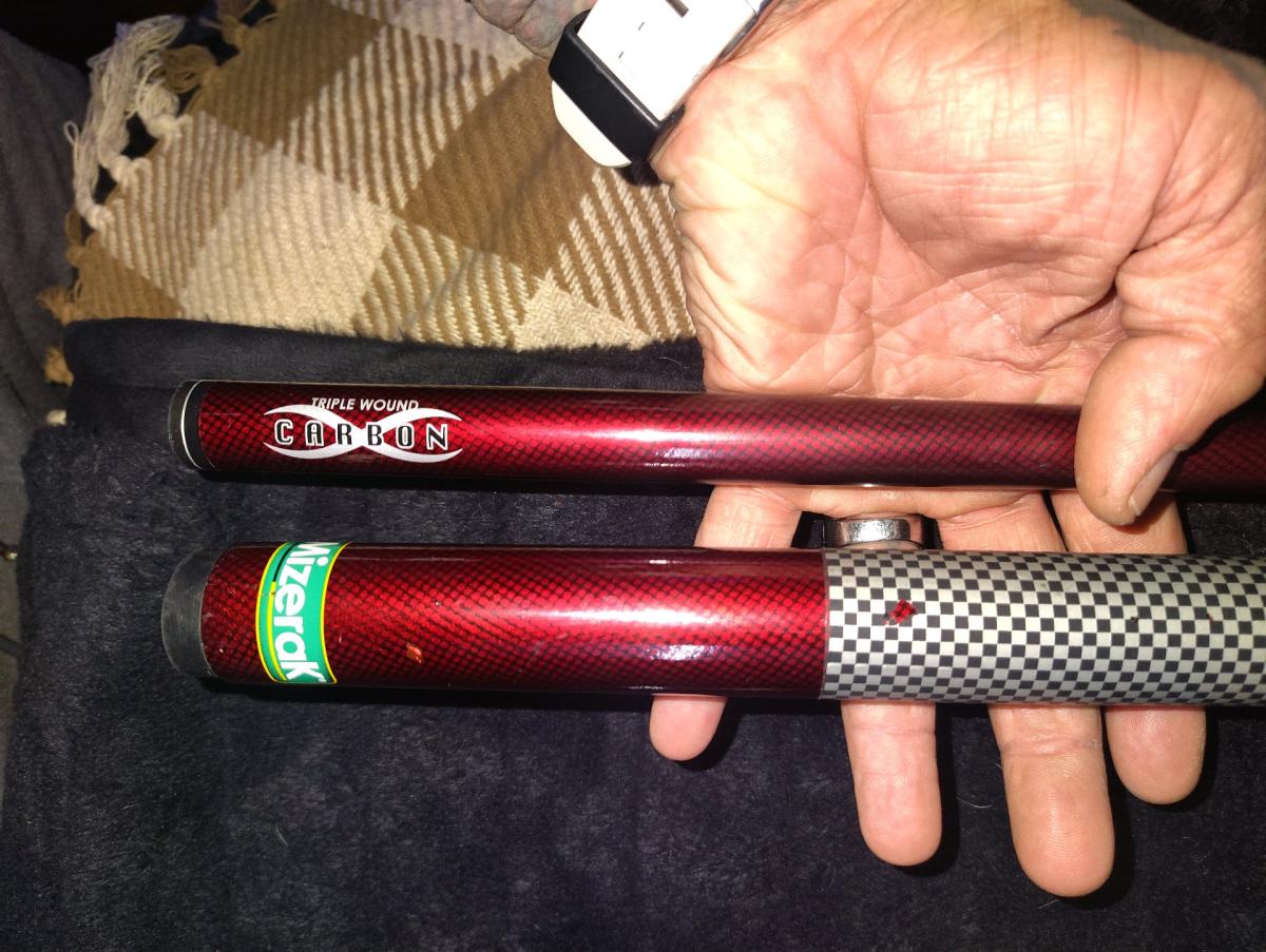 carbon pool sticks I want 60 for the pair or 40 each - Ocala, Florida - FleaMarketBay