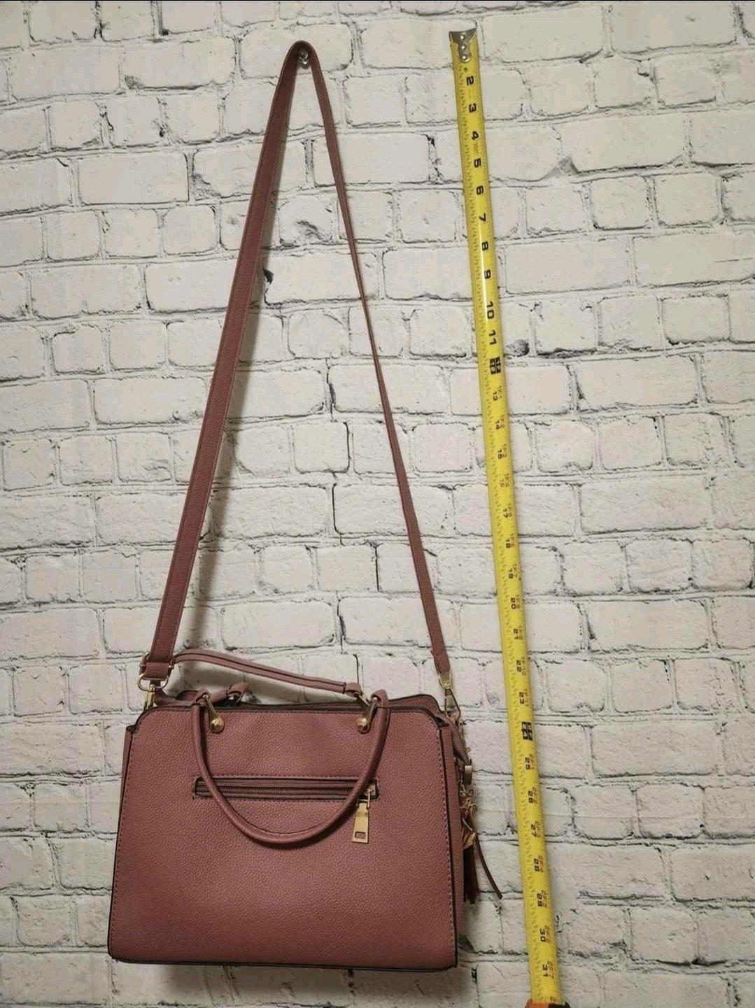 Womens Or Girls Shoulder Bag Purse - Kansas City, Missouri - FleaMarketBay