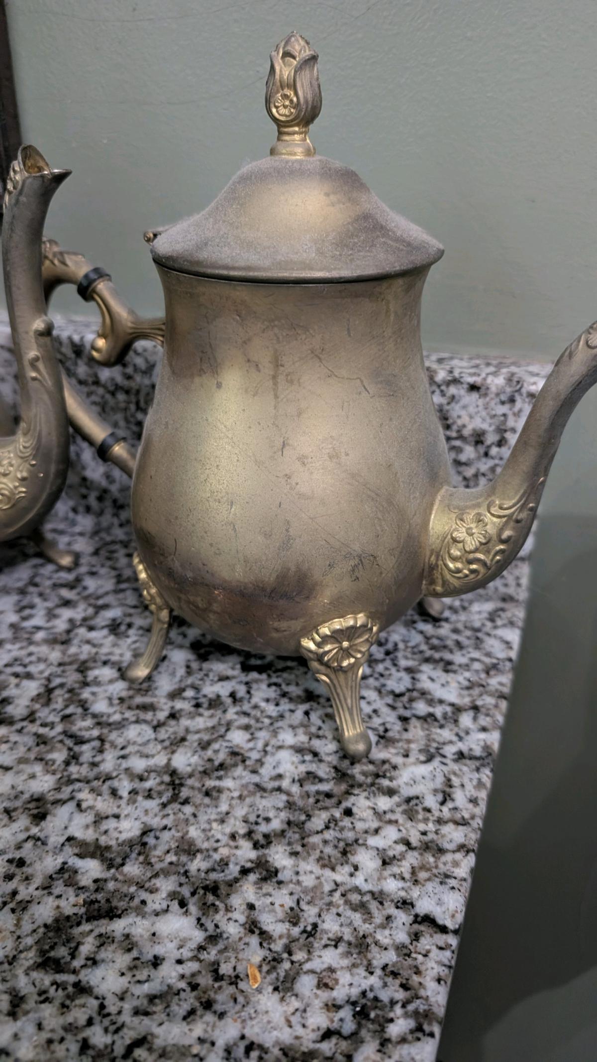 Silver Plated Tea Pots - Indianapolis, Indiana - FleaMarketBay