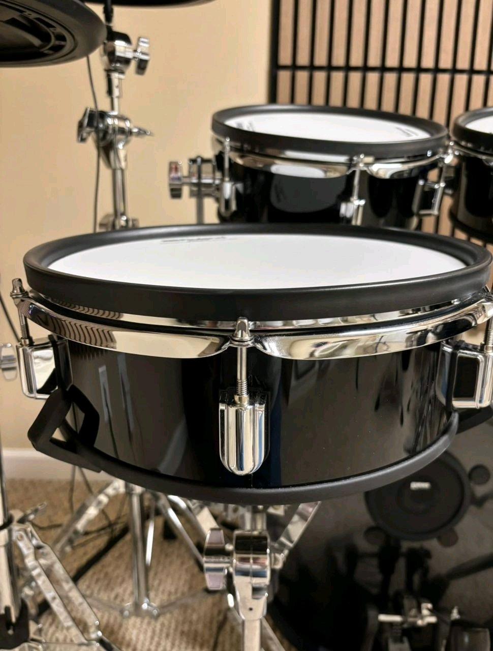 Drum Set  Pearl Masters Maple Complete kit - Addieville, Illinois - FleaMarketBay