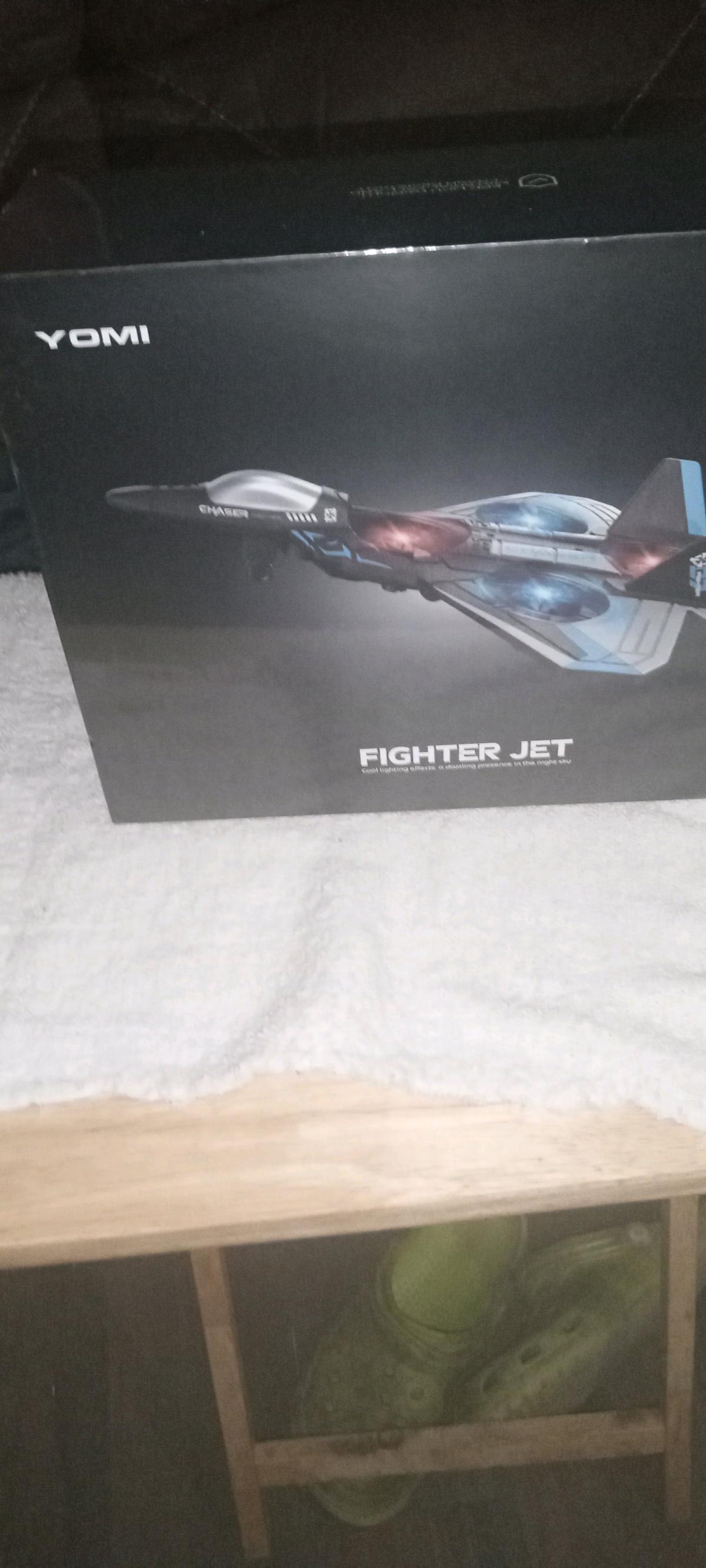 three bundles of drones fighter jets and vom - Cleveland, Tennessee - FleaMarketBay