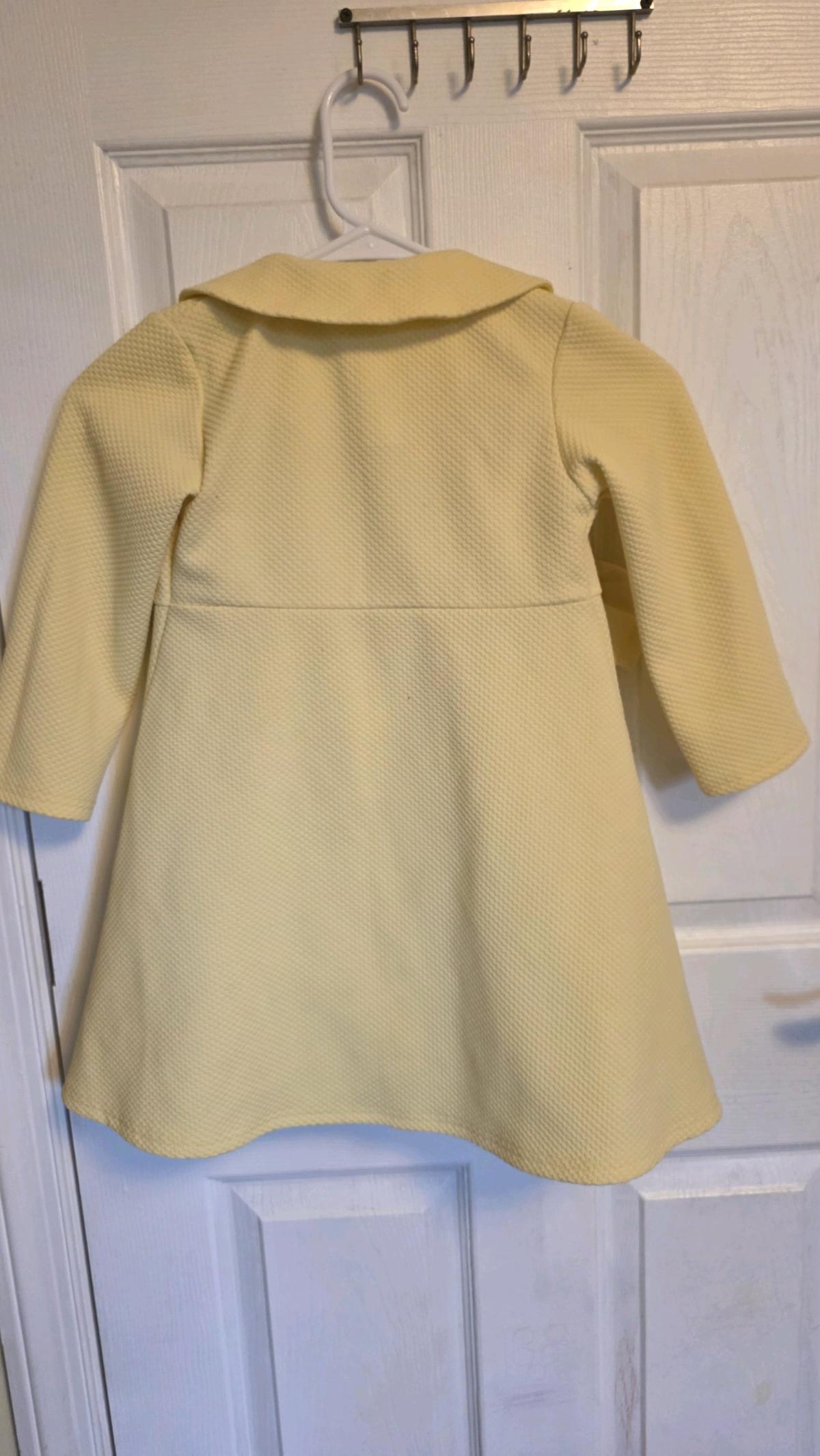2 pieces dress for girl size 5 - Upper Darby, Pennsylvania - FleaMarketBay