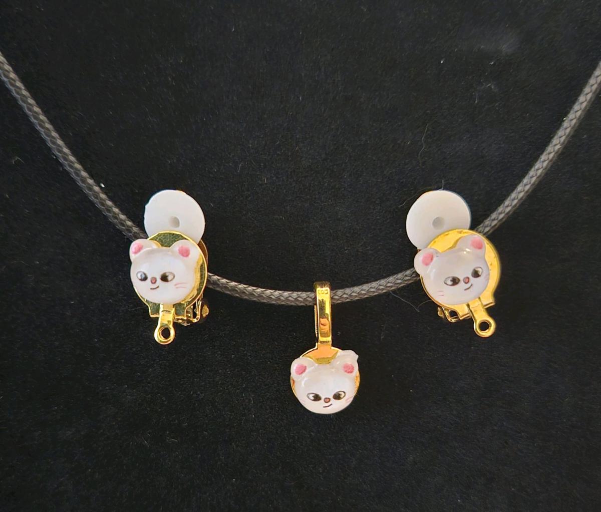 Handmade Stray Kids Hyunjin Clip on Earrings with Necklace - Huntsville, Texas - FleaMarketBay