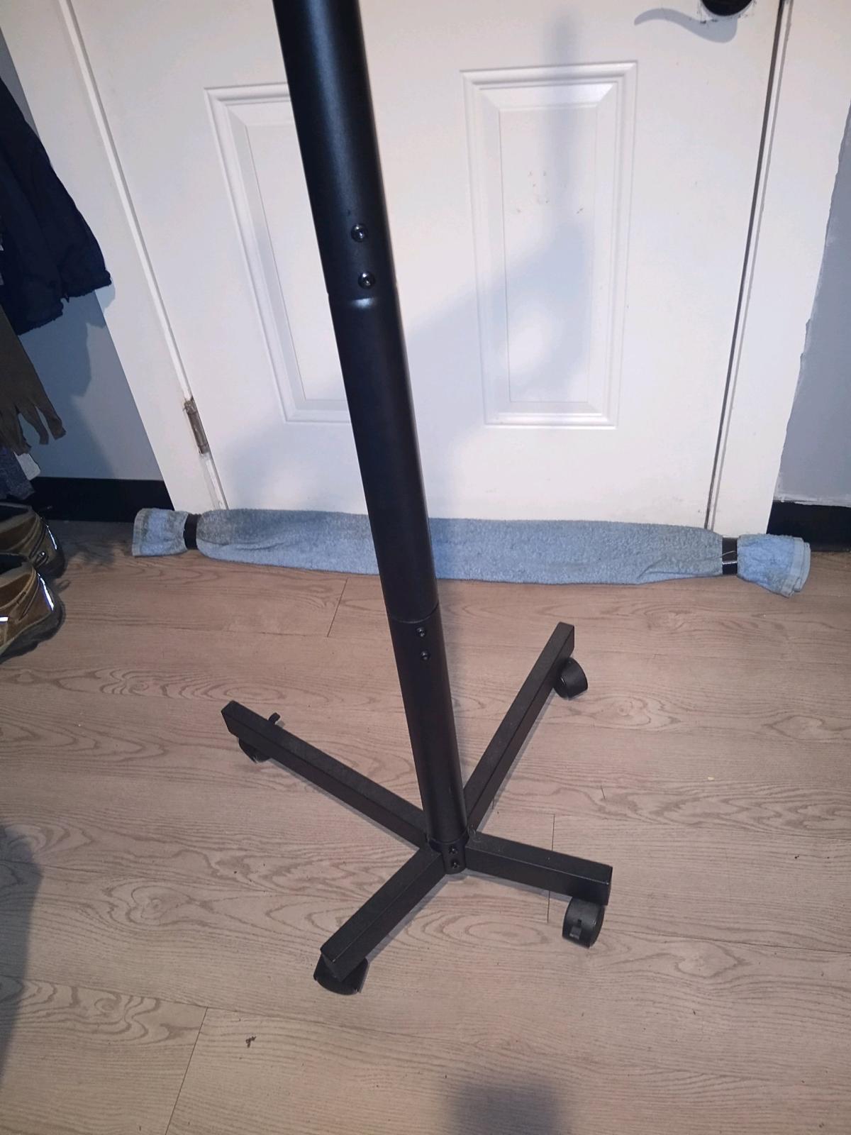 Universal Tv Mount Stand On Wheels Mobile - Lexington, Kentucky - FleaMarketBay