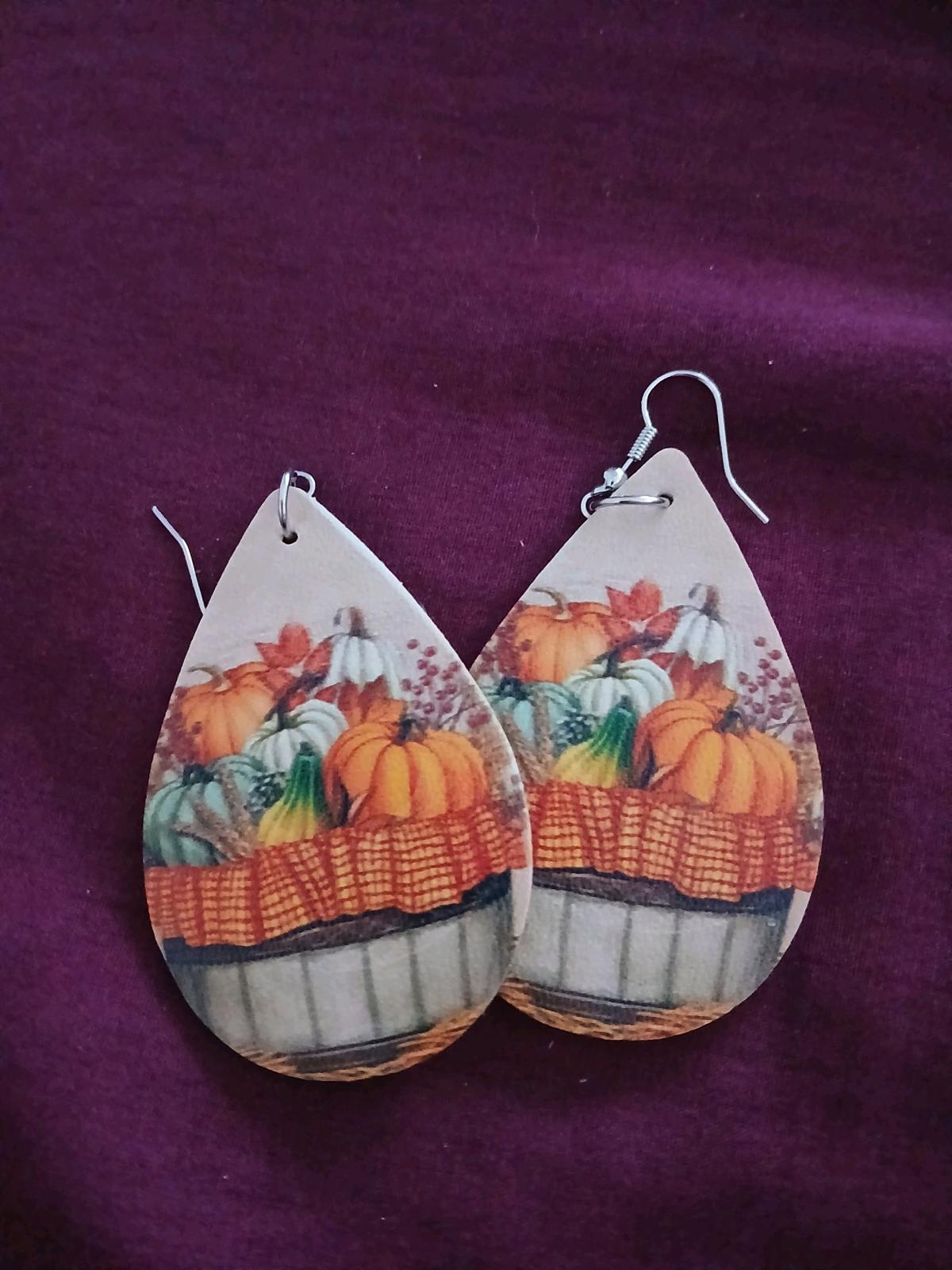 Harvest Earrings - Decatur, Illinois - FleaMarketBay
