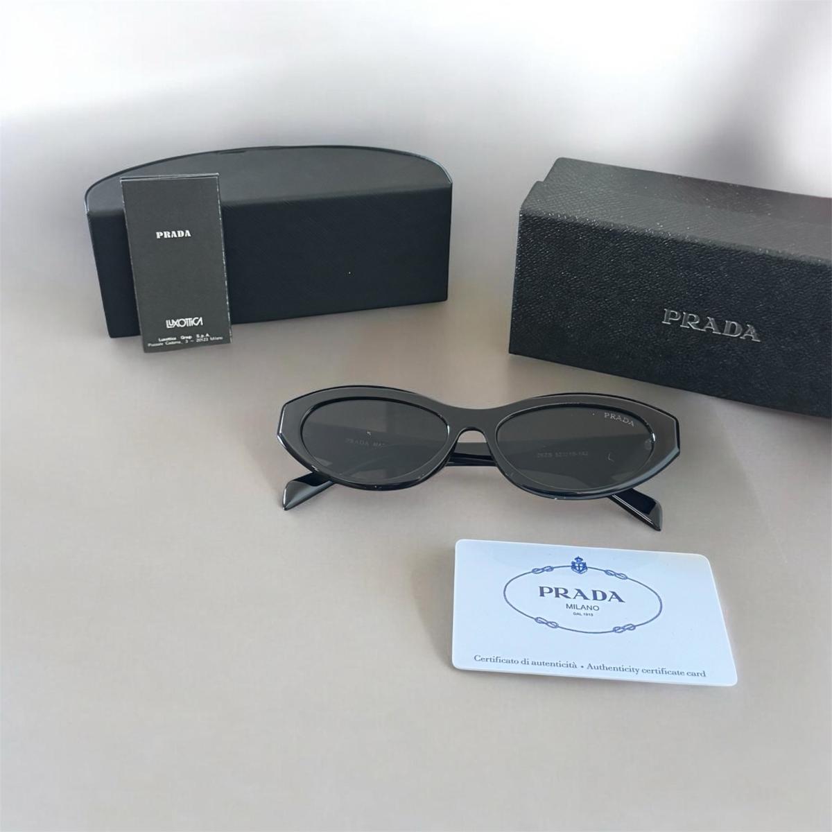 Luxury Style Sunglasses Elegant - Cincinnati, Ohio - FleaMarketBay