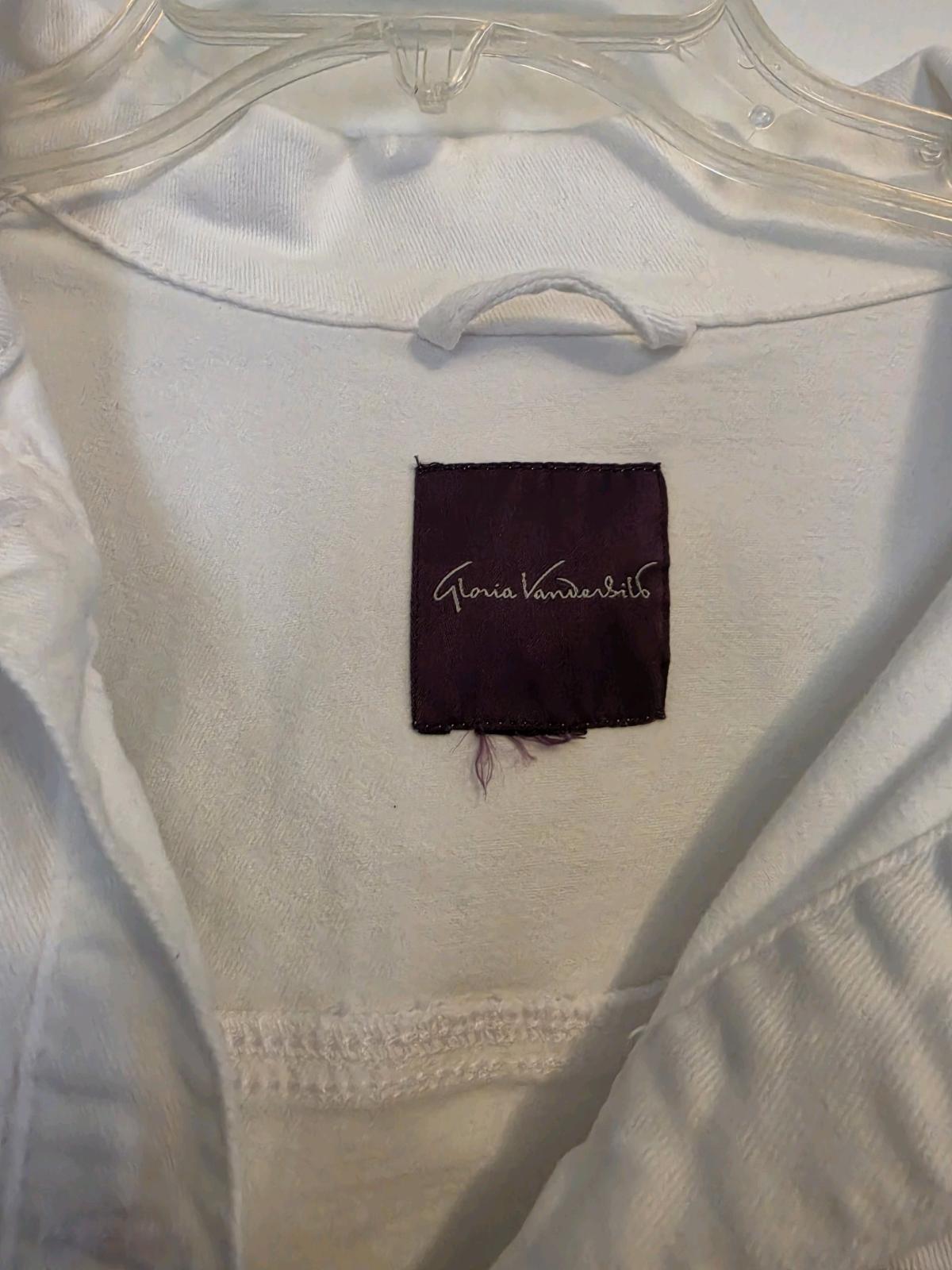 Womens 3X White Denim Jacket - Walland, Tennessee - FleaMarketBay