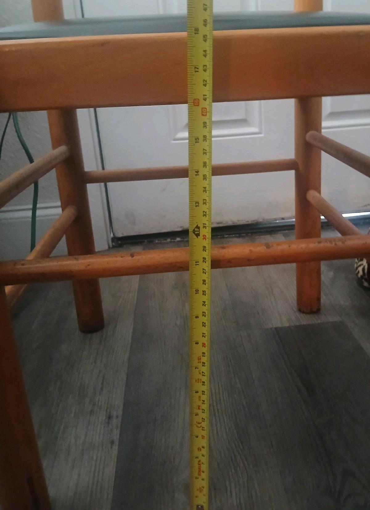 Exact Cash Only and Door Pickup Only  4 Wooden Brown Chairs - Kissimmee, Florida - FleaMarketBay
