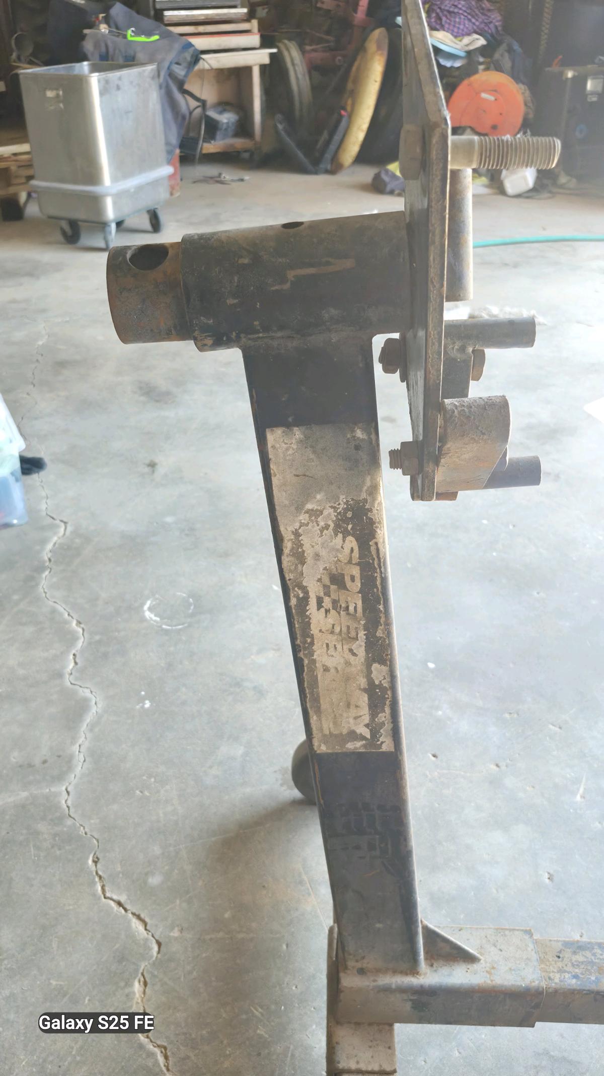 HeavyDuty Steel Engine Stand - Comanche, Texas - FleaMarketBay
