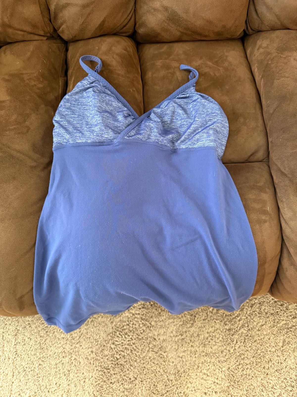 activewear tank top - Roxboro, North Carolina - FleaMarketBay