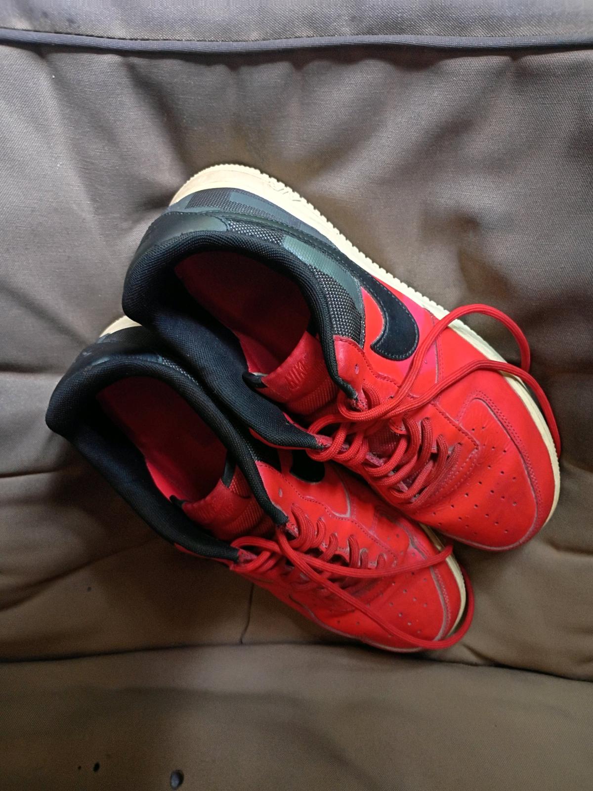 A Nice Pair of Mens NIKE Air Force One Sneakers - Swansea, South Carolina - FleaMarketBay