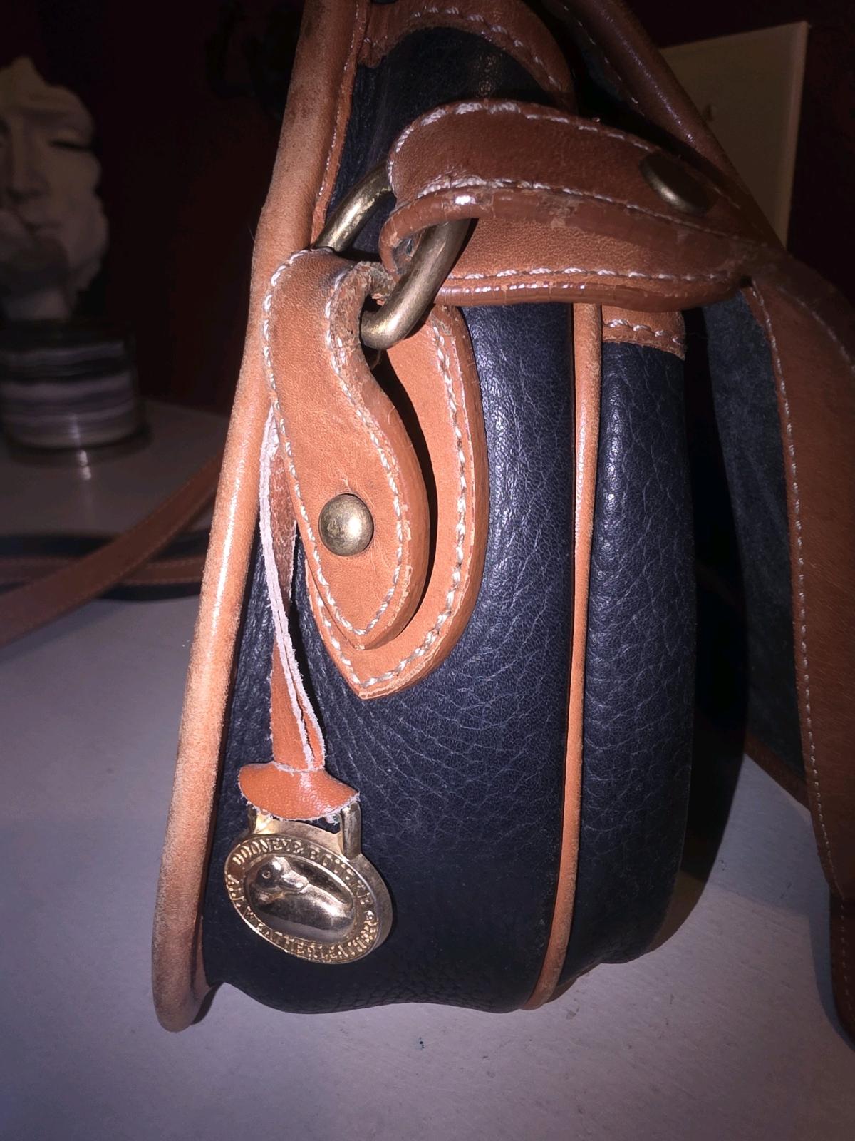 vintage black dooney and bourke crossbody bag - Austin, Texas - FleaMarketBay