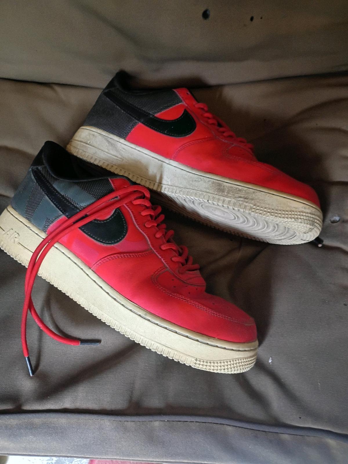 A Nice Pair of Mens NIKE Air Force One Sneakers - Swansea, South Carolina - FleaMarketBay