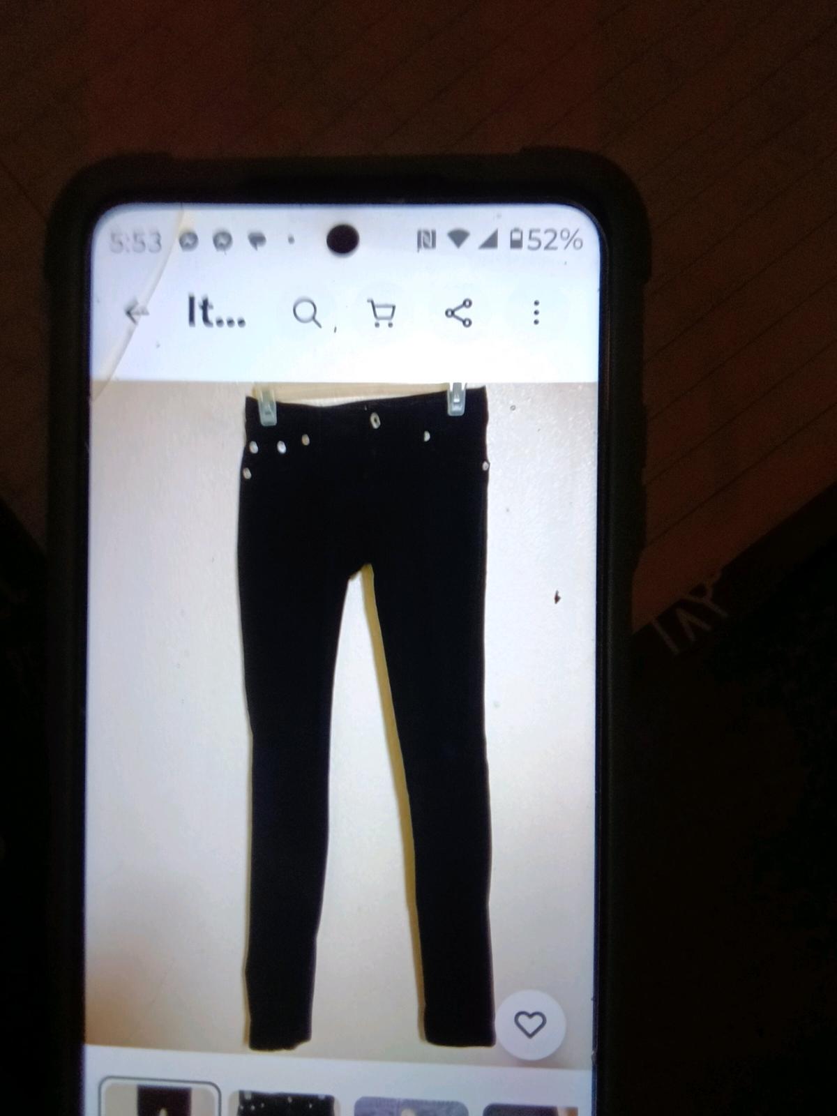 GUESS SKINNY LEG PANTS - Damascus, Oregon - FleaMarketBay