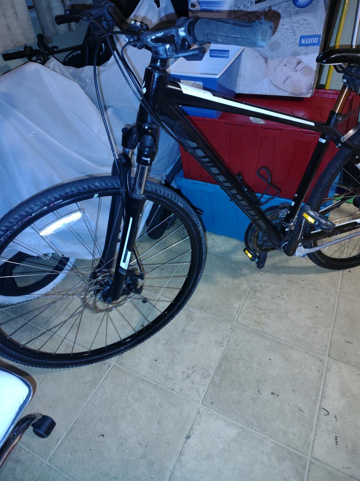 Specialized Crosstrail Roadbike - San Lorenzo, California - FleaMarketBay