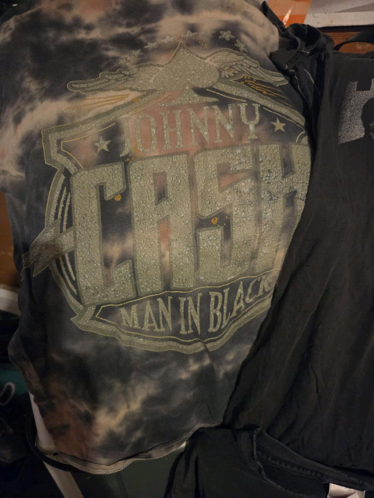 12 band Tshirts XL - Alicia, Arkansas - FleaMarketBay