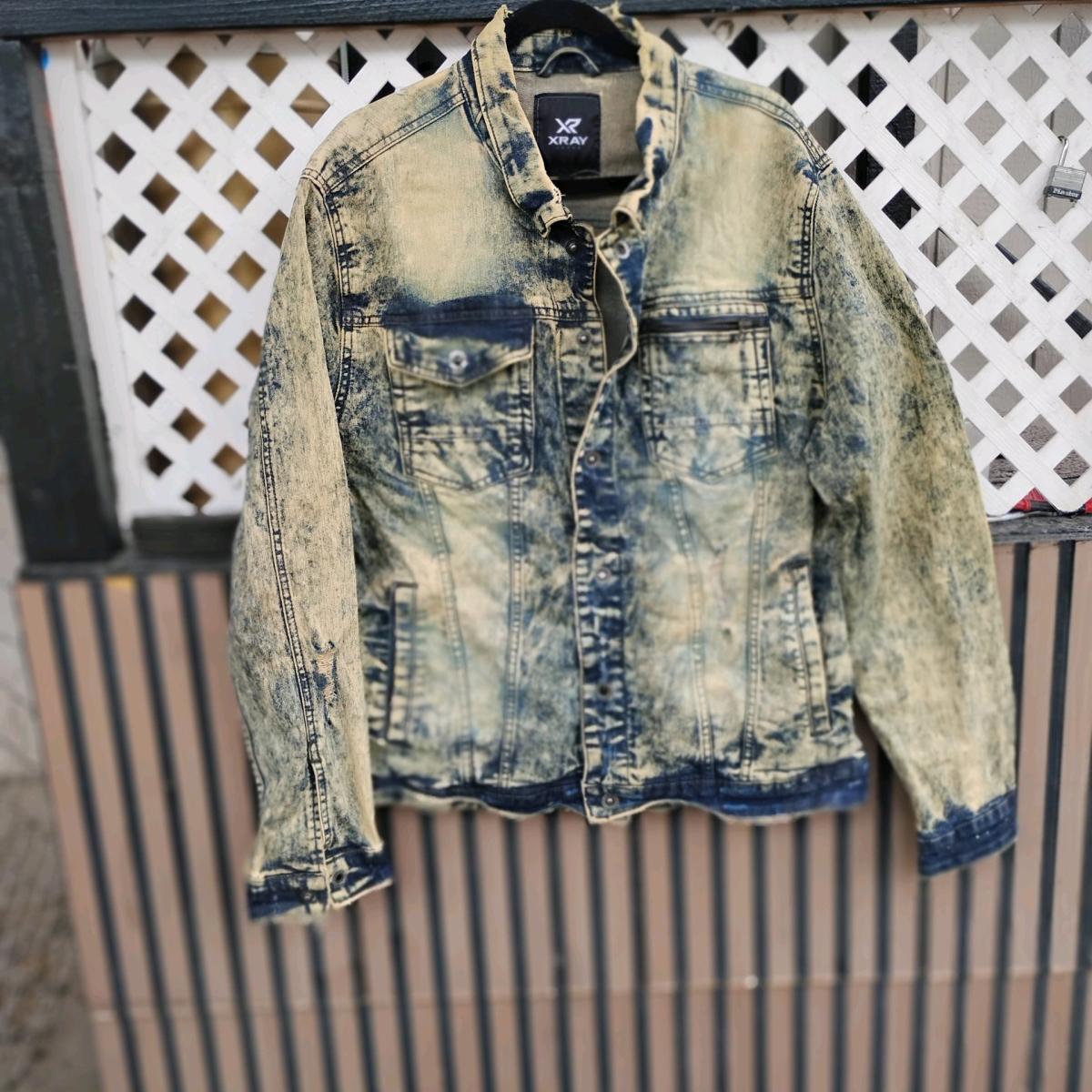 men heavy winter sweater and jackets In great shape have bee - Las Vegas, Nevada - FleaMarketBay