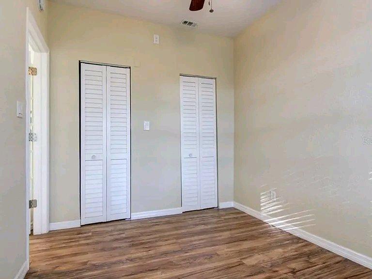 Spacious 1BR 1BA Apartment Your Dream Space Awaits - Tampa, Florida - FleaMarketBay