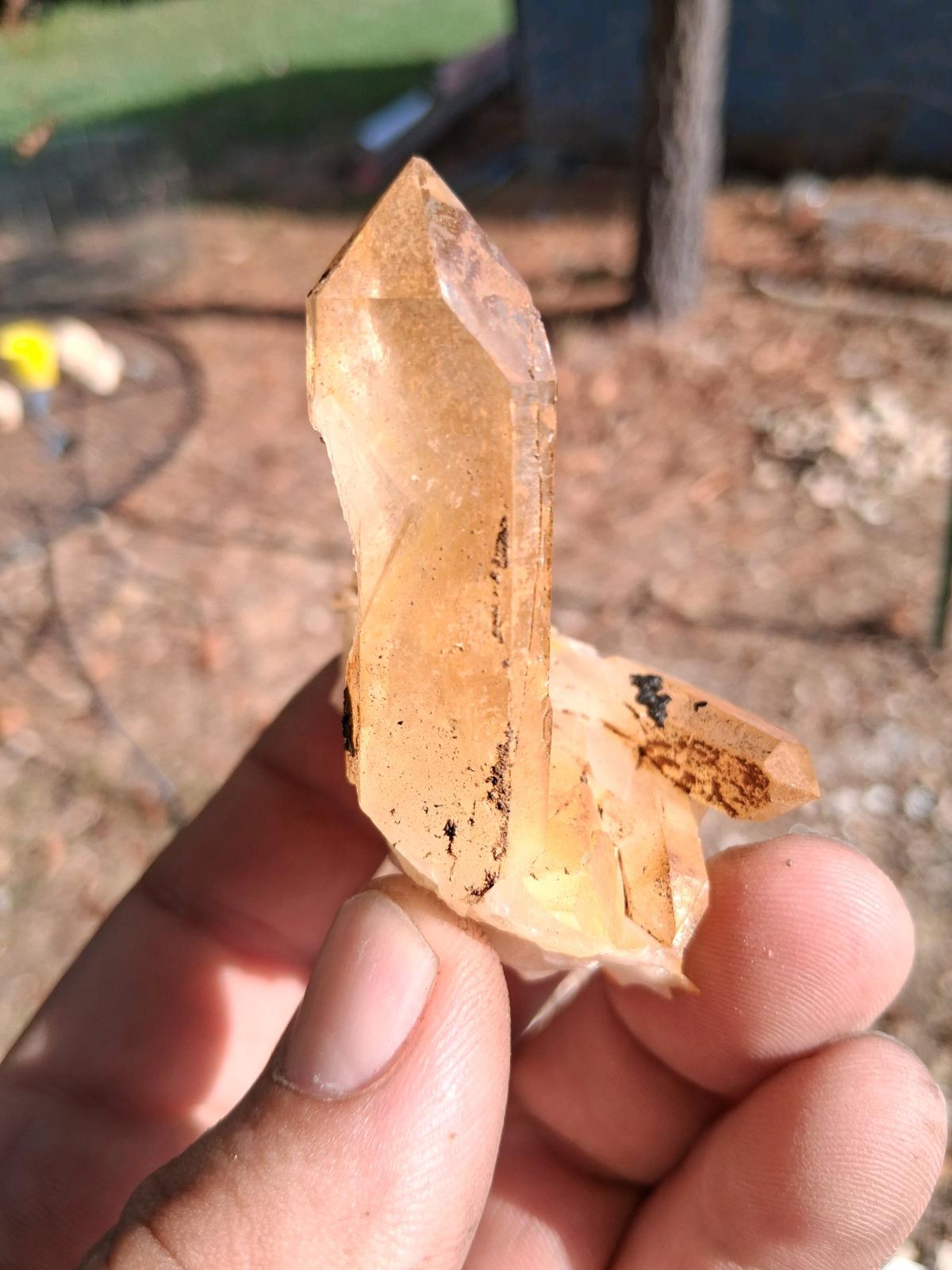 Golden healer quartz cluster - Rogers, Arkansas - FleaMarketBay