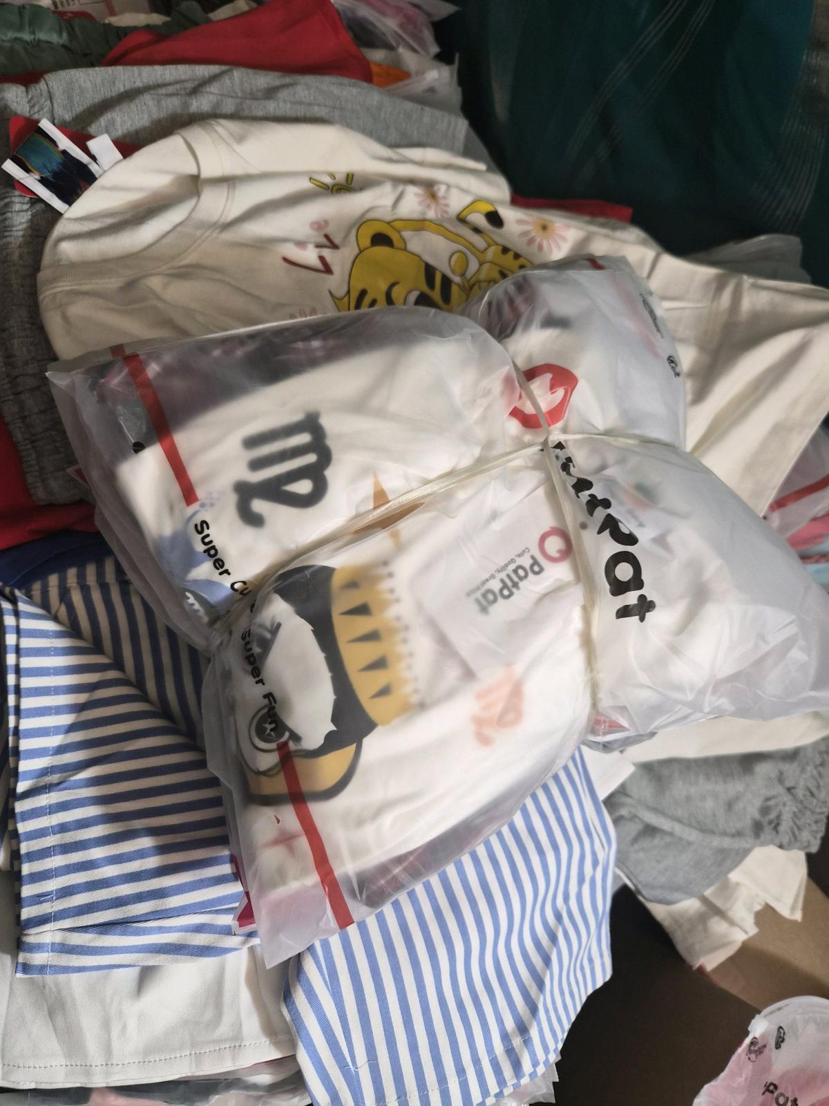 Kids Clothing Bundle  Boys  Girls Clothes  Mixed Styles  Siz - Durham, North Carolina - FleaMarketBay