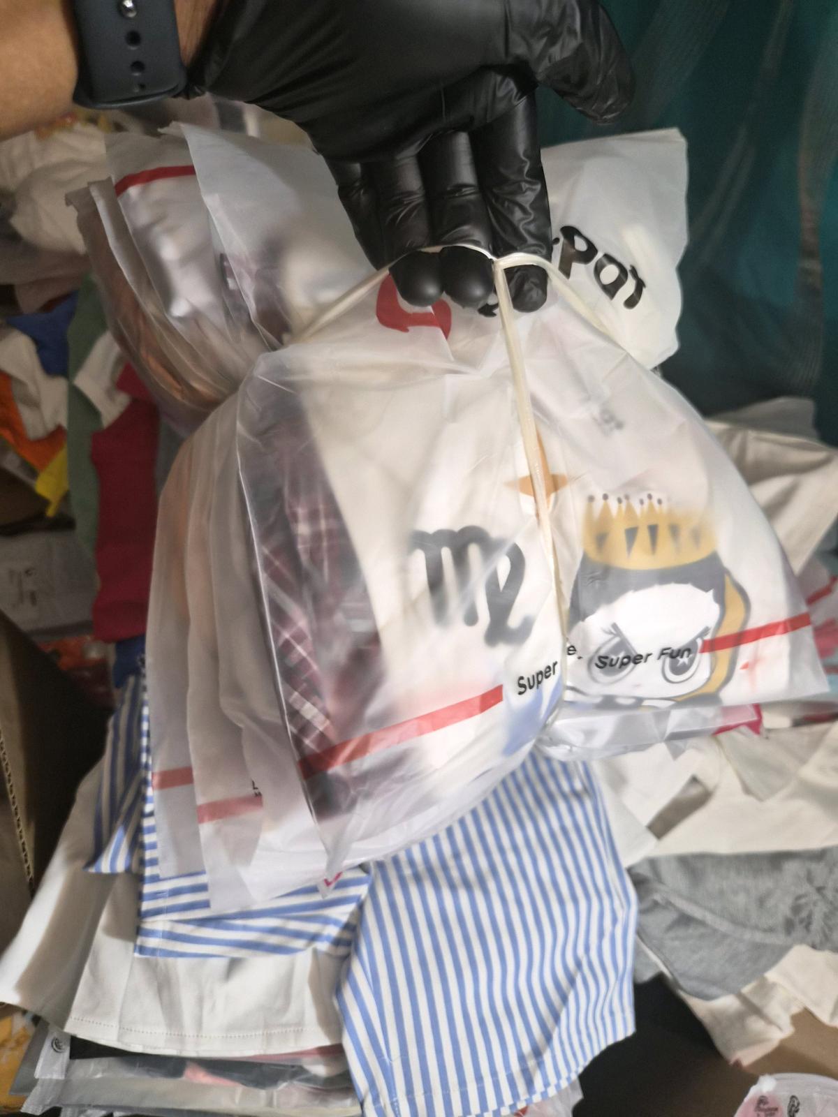 Kids Clothing Bundle  Boys  Girls Clothes  Mixed Styles  Siz - Durham, North Carolina - FleaMarketBay