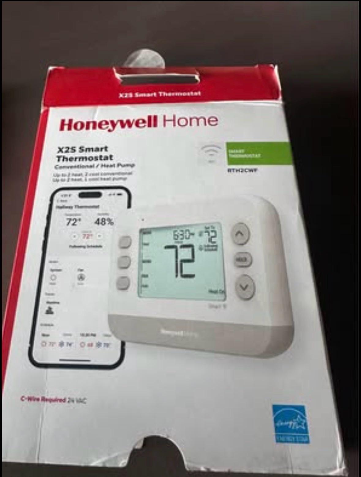 Honeywell Home X2S Smart Thermostat model RTH2CWF - Bellevue, Washington - FleaMarketBay