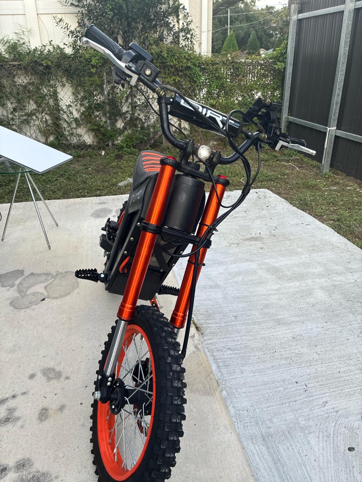 2026 Tottio Solliel 01 - Tampa, Florida - FleaMarketBay