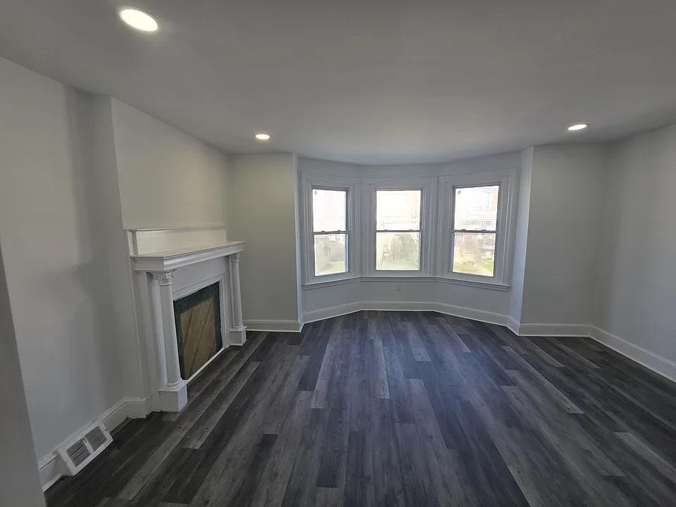 2beds 1bath - Philadelphia, Pennsylvania - FleaMarketBay