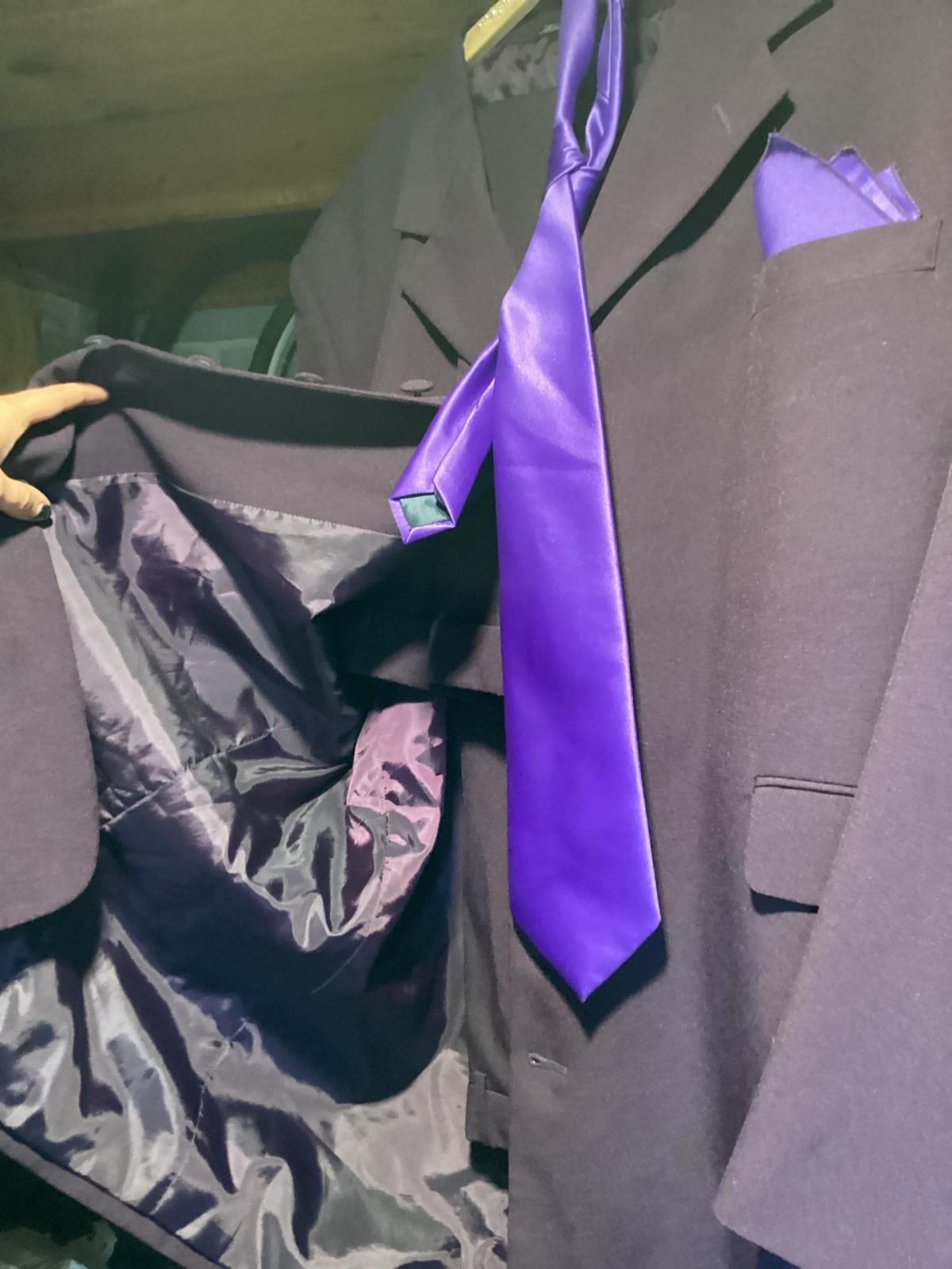 A Full Pierre Raisson Purple Formal Tuxedo Set - Cleveland, Tennessee - FleaMarketBay