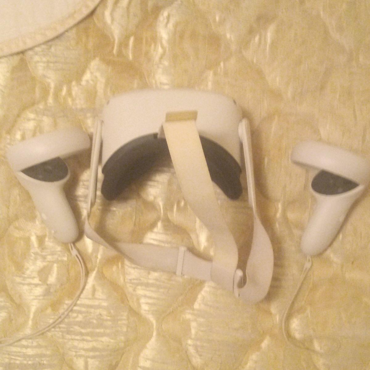 VR HEADSET Full Set - Dauphin, Pennsylvania - FleaMarketBay