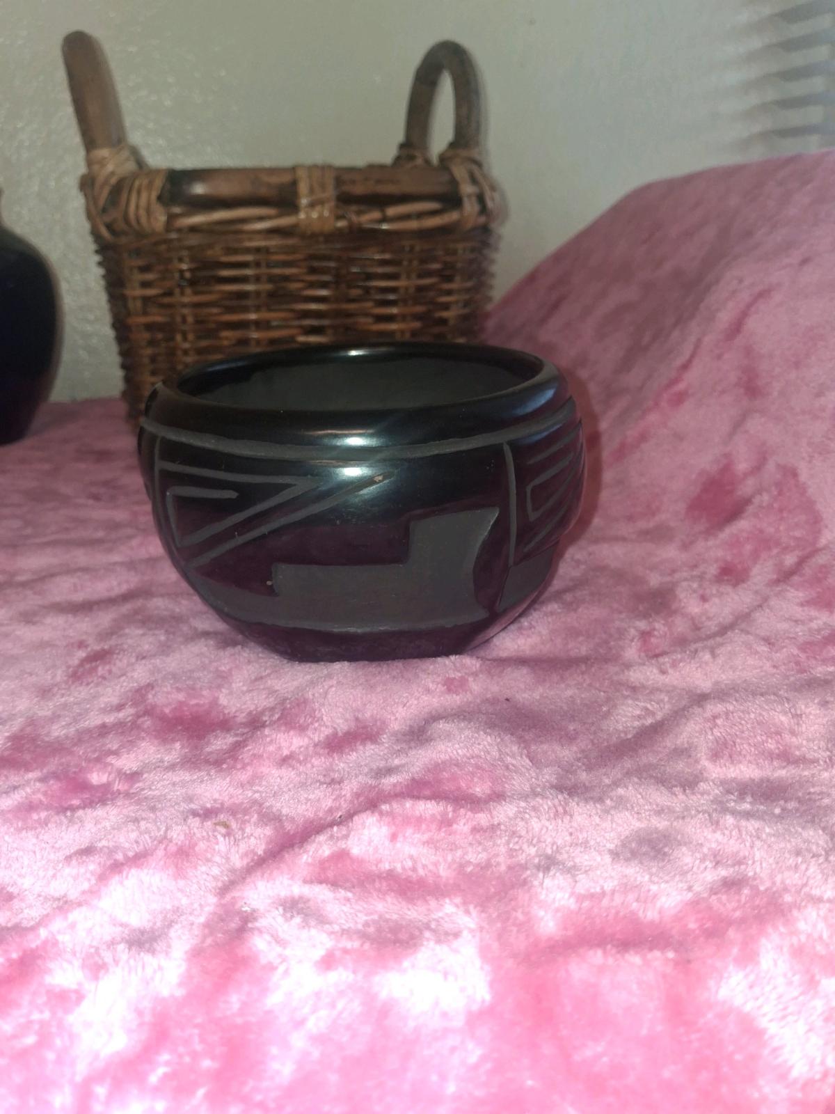 Vintage Santa Clara Pueblo Blackware Pottery Bowl  HandCarve - Jackson, Mississippi - FleaMarketBay