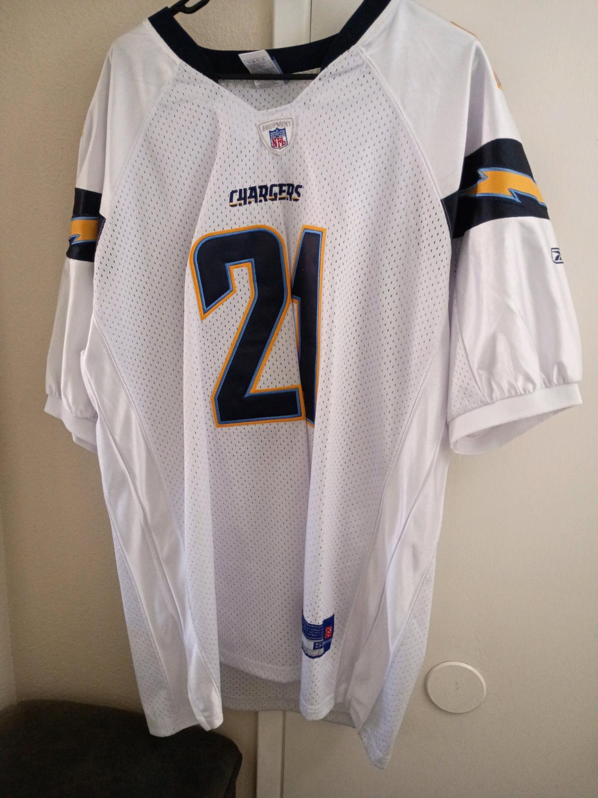 jersey Chargers size 3xl - Moreno Valley, California - FleaMarketBay