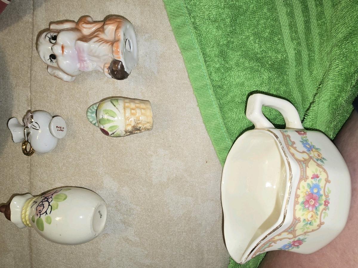 Barn clean out lots of antiques to many to list - Montrose, Colorado - FleaMarketBay
