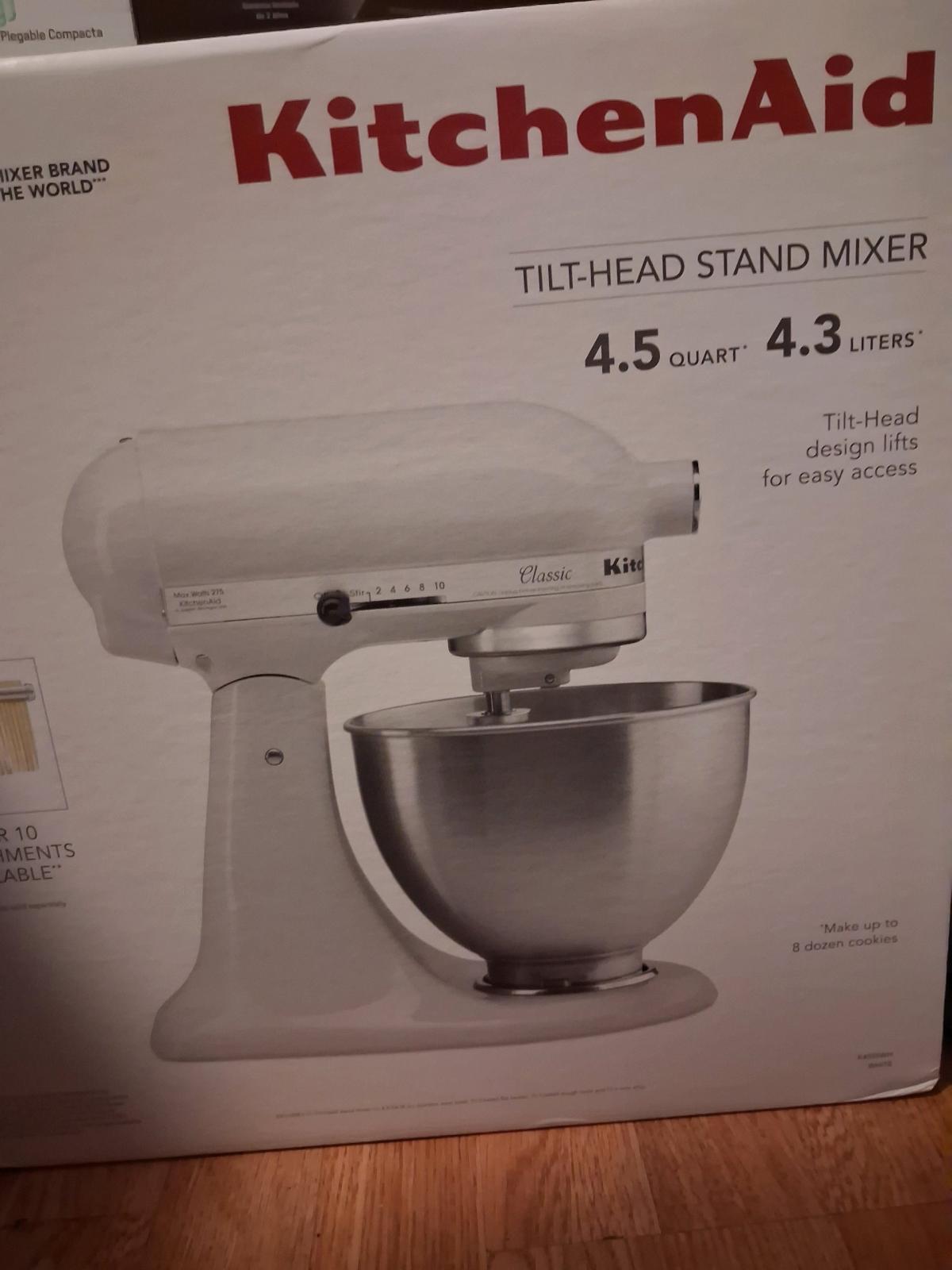 Kitchen Aid Tilthead stand mixer - Portland, Oregon - FleaMarketBay