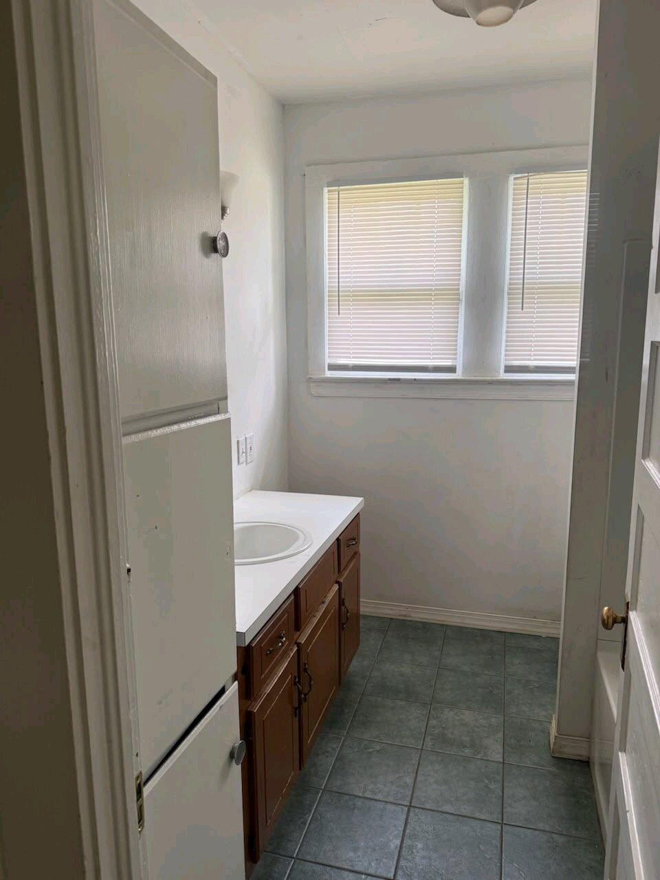 Low Income Home and Apartment - Acton, Massachusetts - FleaMarketBay